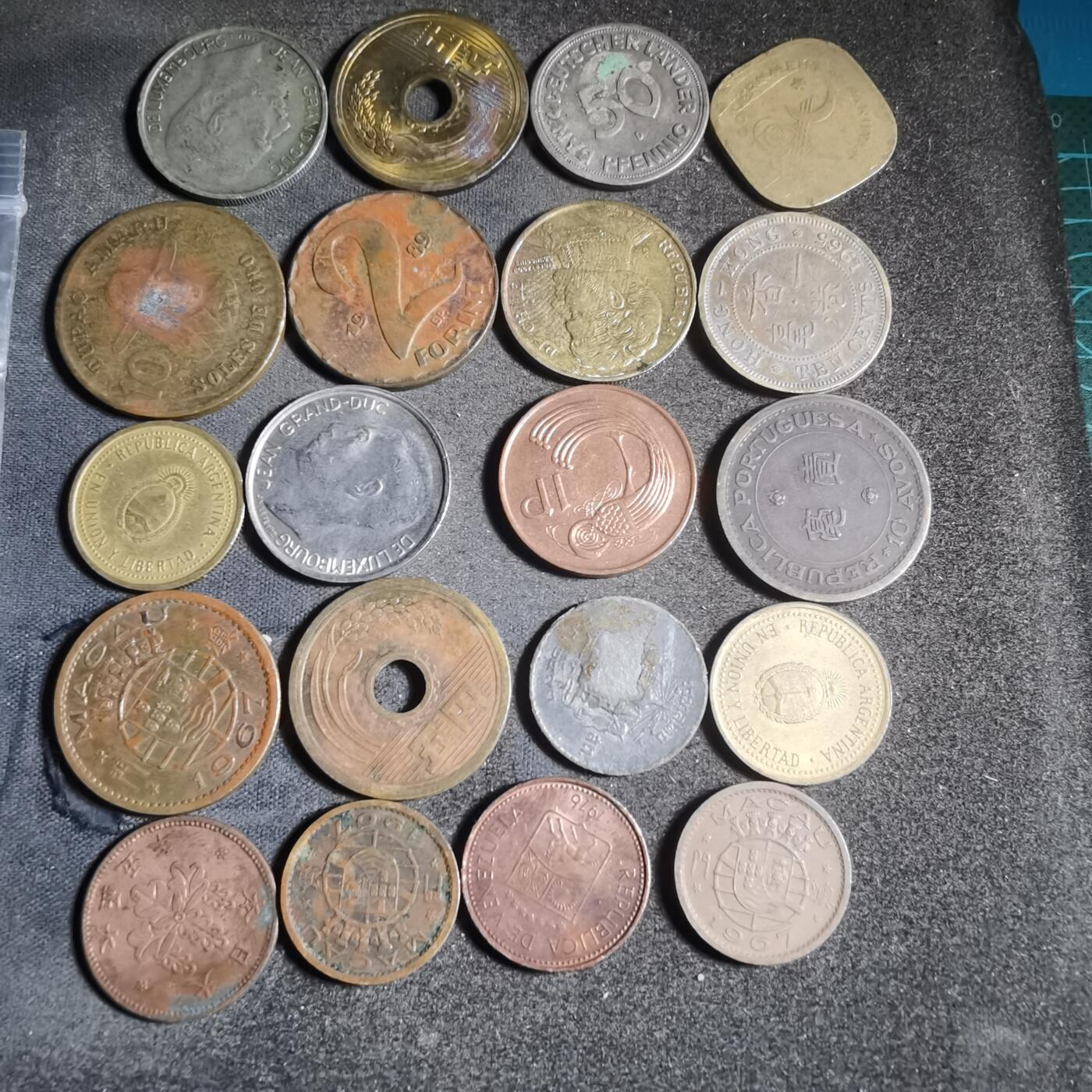 沼泽如烟--第906场 散币20枚