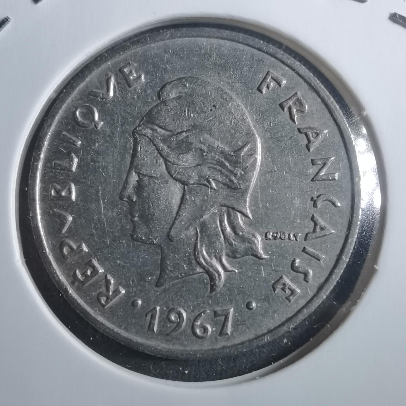 沼泽如烟--第907场 法属波利尼西亚1967年10法郎