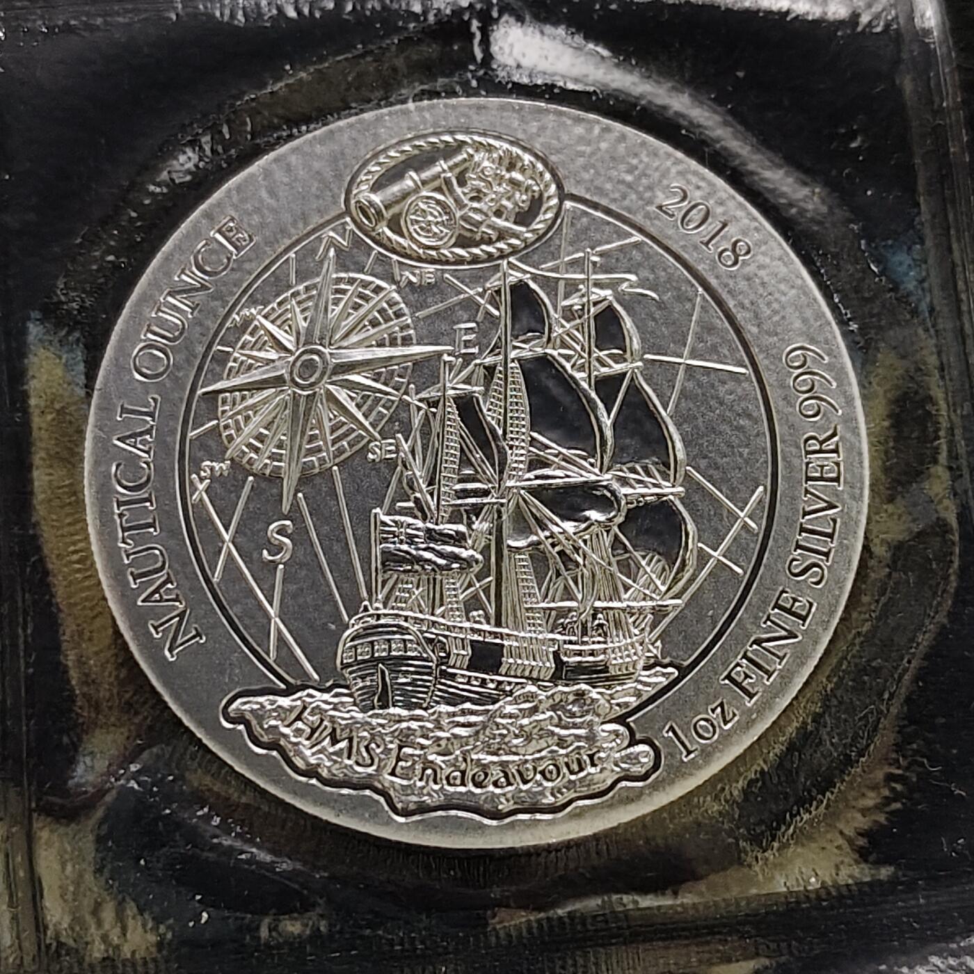 【全场包邮】纯粹捡漏拍479场（免费代拍第16场） 卢旺达2018年50法郎皇家海军奋进号1盎司（40毫米31.1克）999纯银币