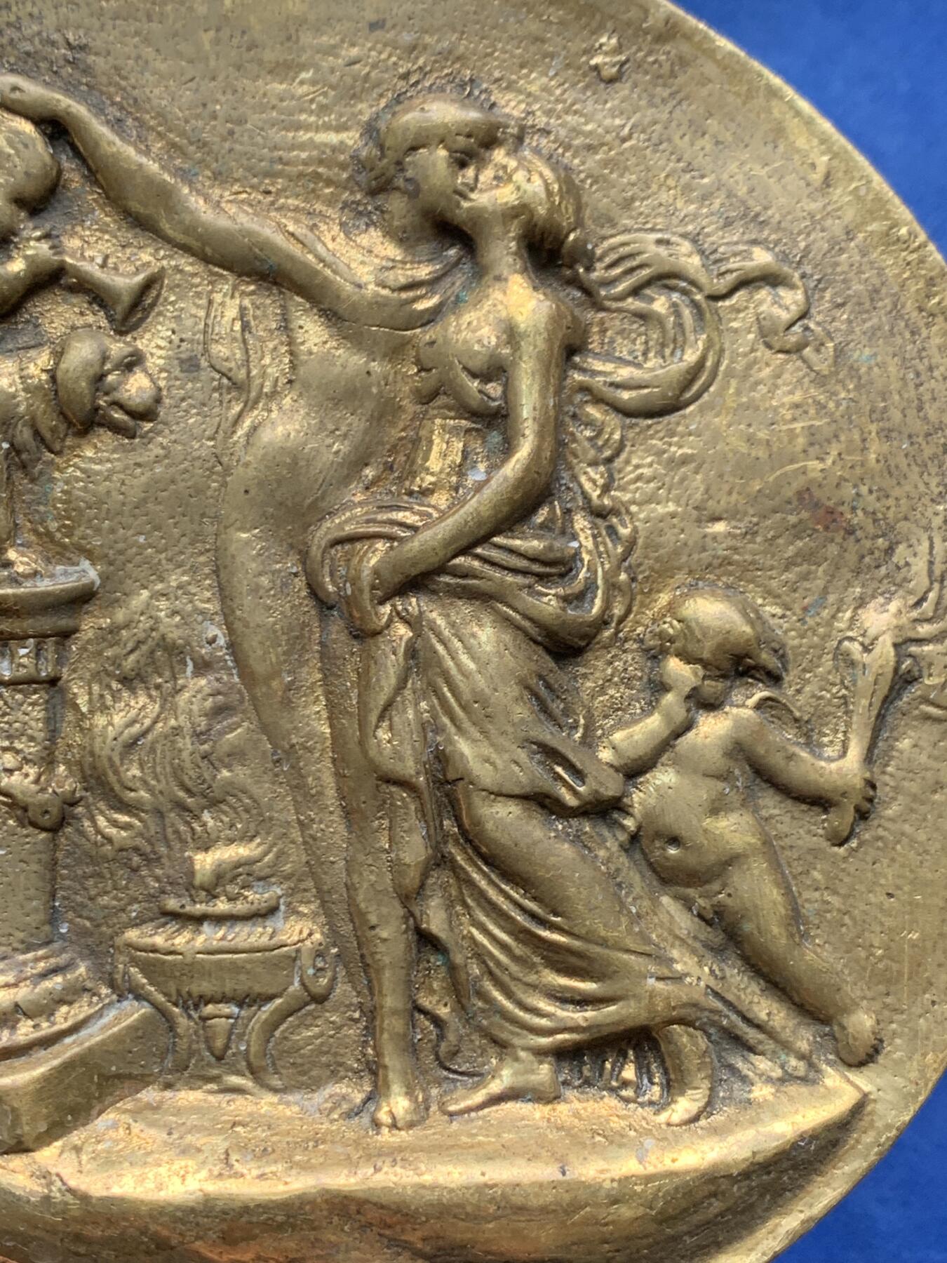 《竞宝斋》第440场 周日，周一，周二 3场连拍 （全场包邮） 法国爱情结婚纪念大铜章 非常少见的爱情牌匾 直径12.7cm 重量328.2g