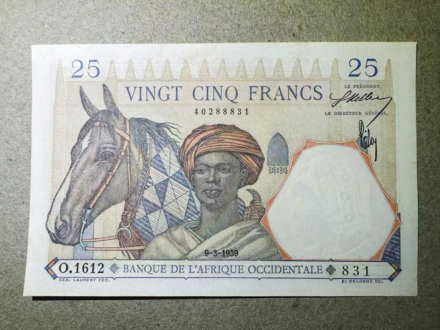 【Blue Auction】世界纸币精拍第752期——18级TOP拍卖/信誉/品质/专业/高效💫 【无47】法属西非 1939年25法郎 大金狮 UNC-无针孔