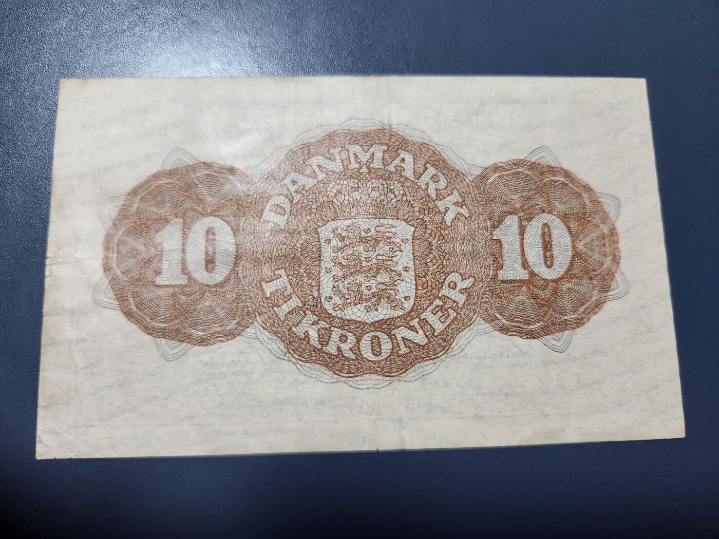 11月19号晚上8点 外国纸币自动截拍第61场 丹麦1944年10经典纸币美品