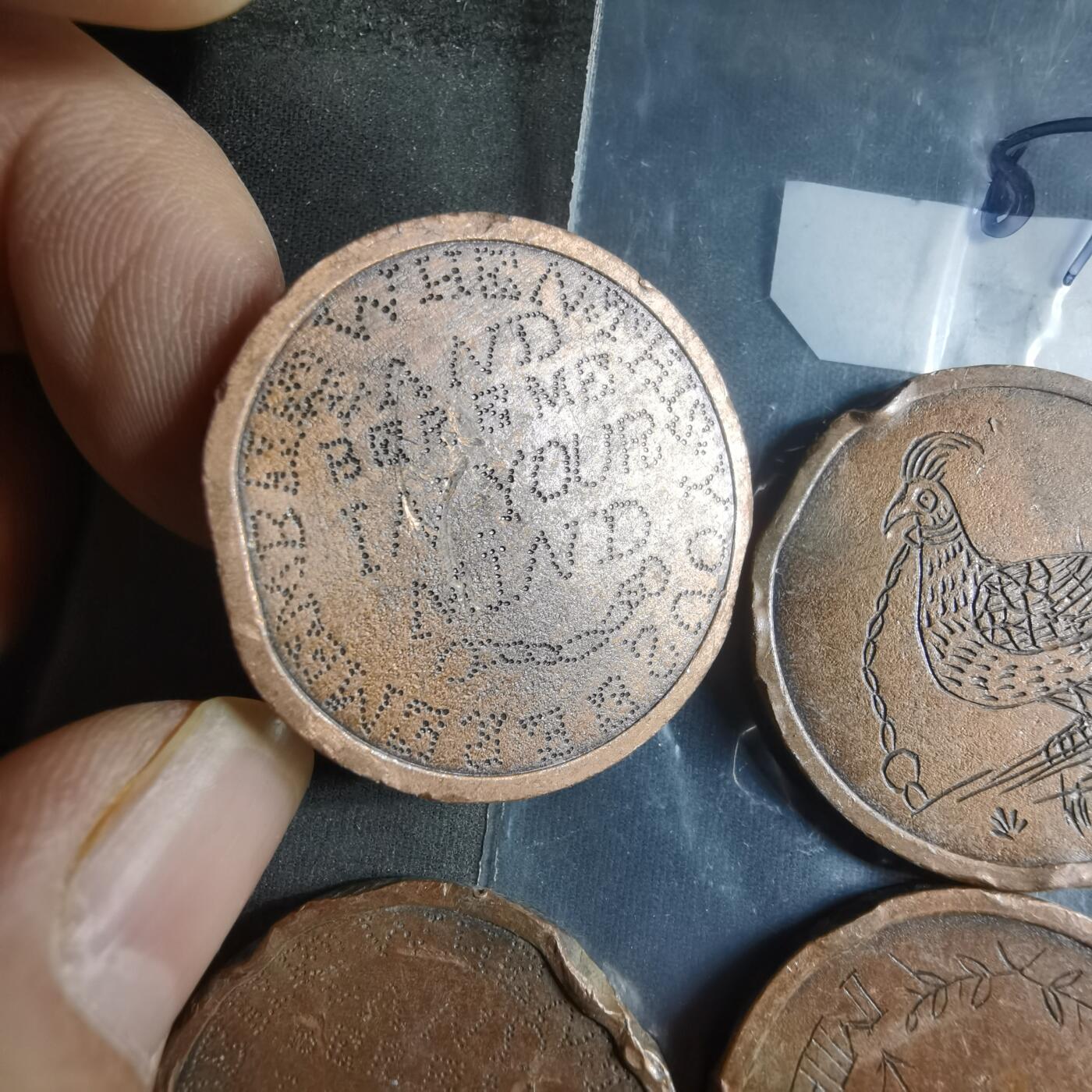 沼泽如烟--第907场 澳大利亚一元改刻 差品