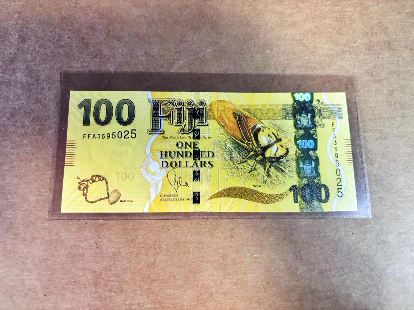 【Blue Auction】世界纸币精拍第752期——18级TOP拍卖/信誉/品质/专业/高效💫 【FFA首发冠 无47】斐济 100元 大金蝉 全新UNC