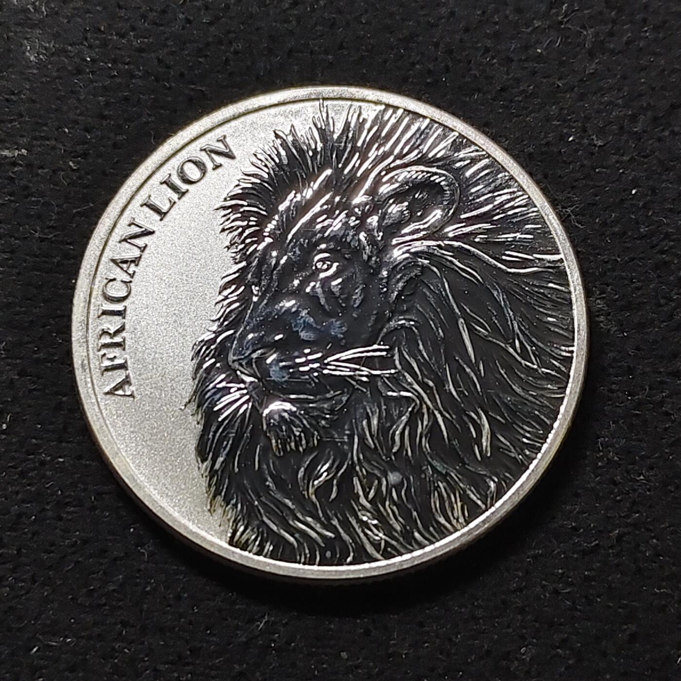 【全场包邮】纯粹捡漏拍479场（免费代拍第16场） 乍得2018年5000法郎非洲雄狮1盎司（38毫米31.1克）999纯银币