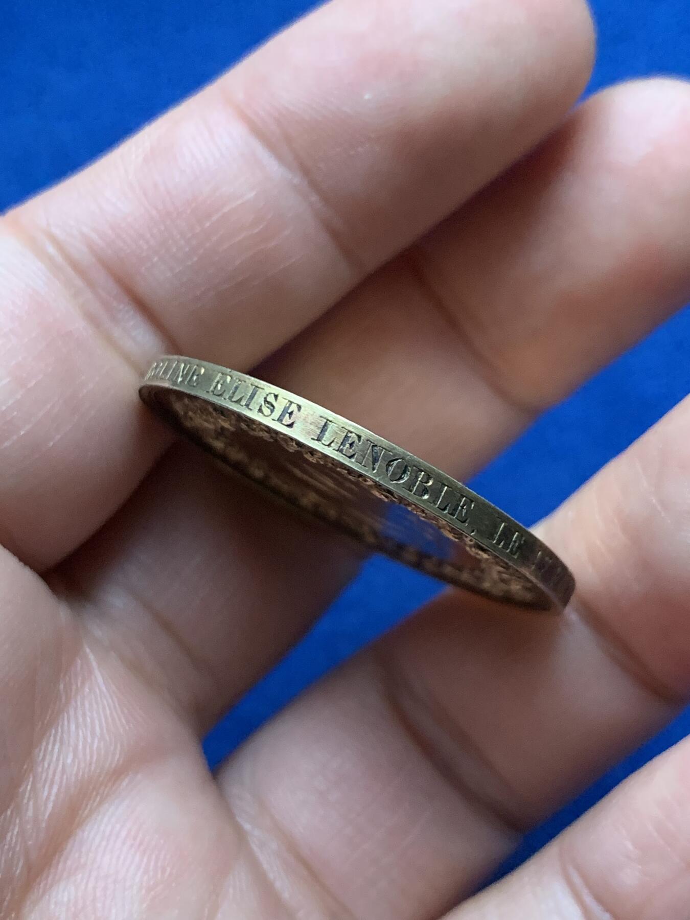 《竞宝斋》第440场 周日，周一，周二 3场连拍 （全场包邮） 法国1835年结婚纪念镀金银章，16.29g，32.9mm，油灯边铭