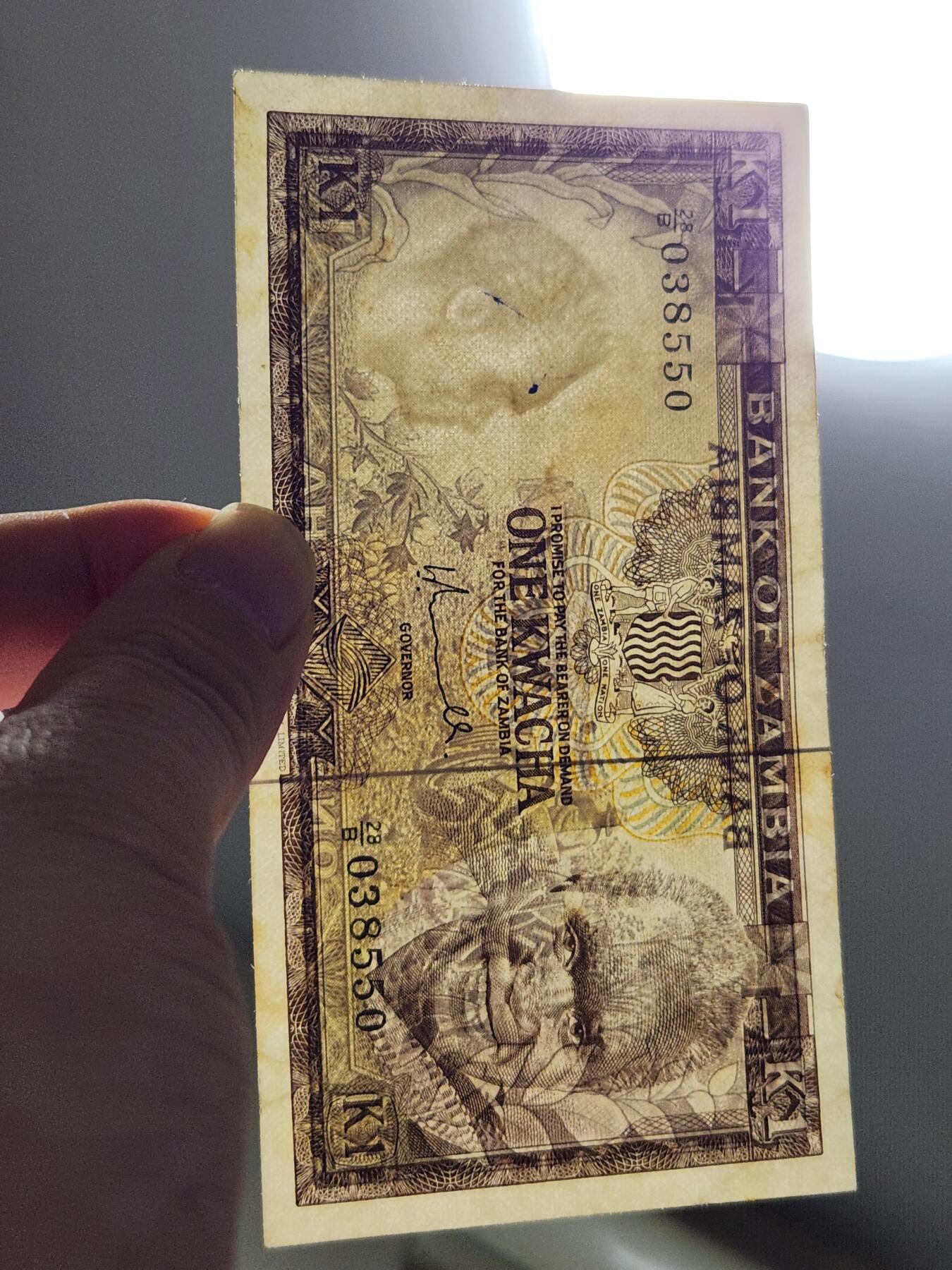 11月19号晚上8点 外国纸币自动截拍第61场