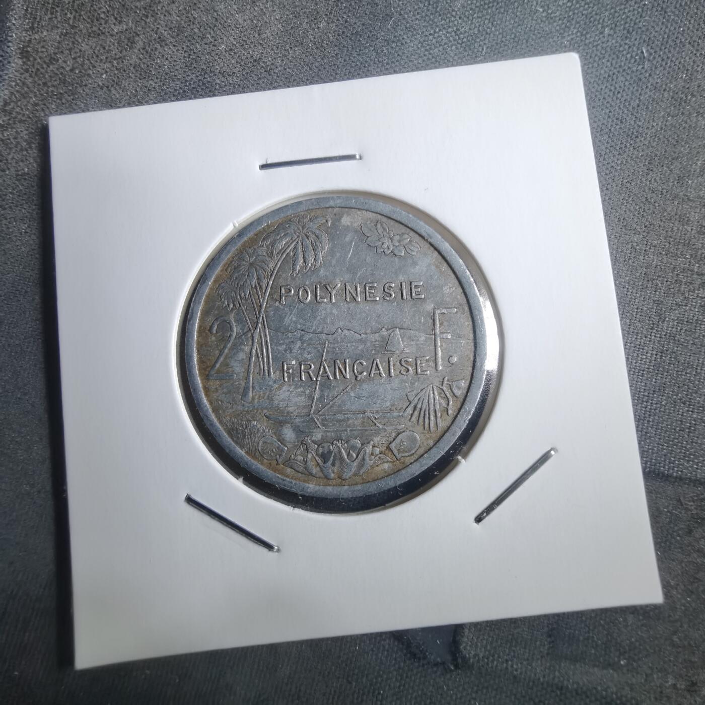 沼泽如烟--第907场 法属波利尼西亚2000年2法郎