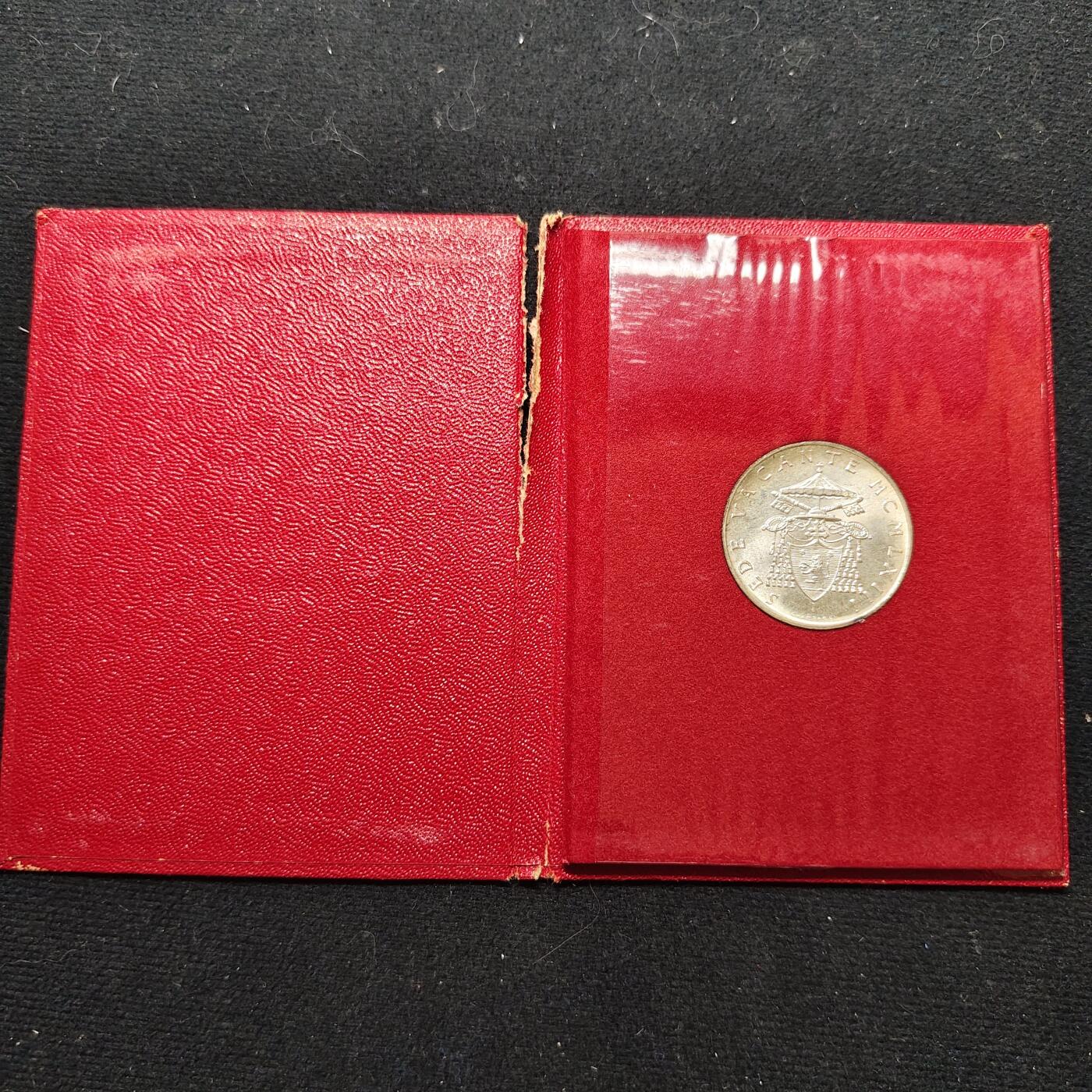 【全场包邮】纯粹捡漏拍479场（免费代拍第16场） 梵蒂冈1963年500里拉宗座从缺（39.3毫米11克）官方卡装银币