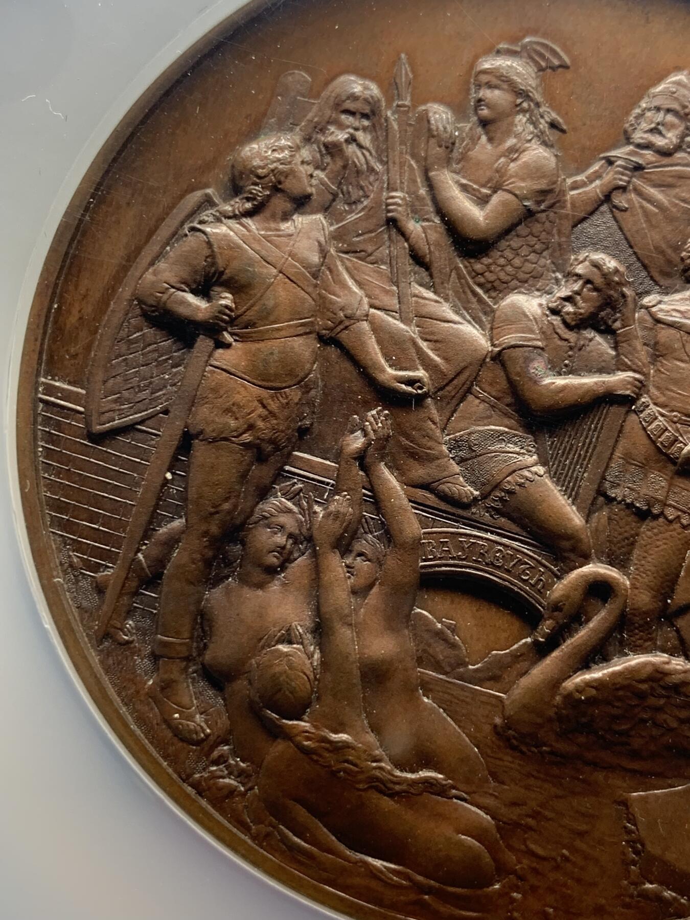 《竞宝斋》第440场 周日，周一，周二 3场连拍 （全场包邮） NGC MS63BN 德国瓦格纳纪念铜章，一群来自他作品中的人物聚集在一座刻有“拜罗伊特”字样的桥上，直径71mm