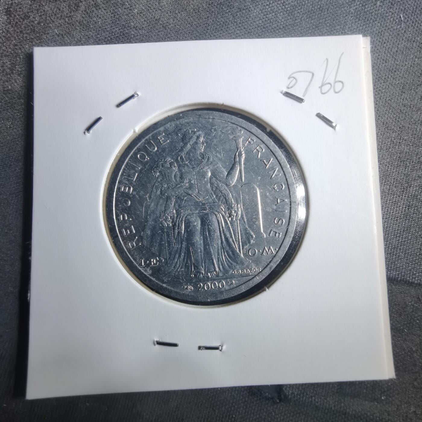 沼泽如烟--第907场 法属波利尼西亚2000年2法郎