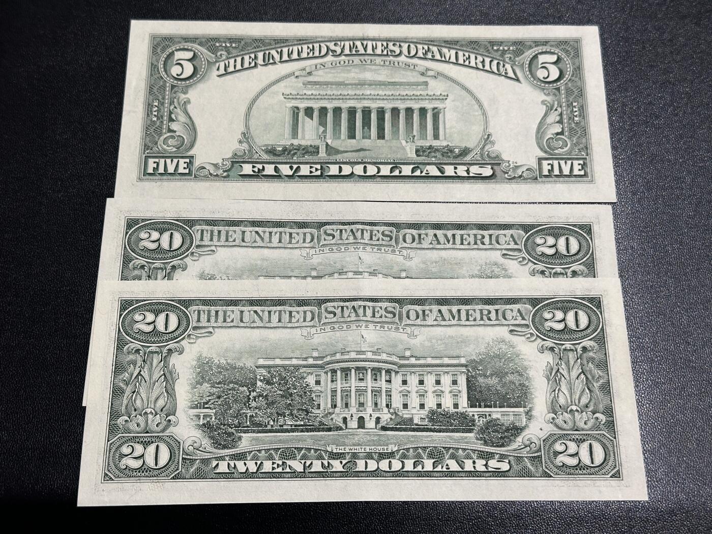 《外钞收藏家》第五百八十六期（品种丰富、精品多）（本平台长期征集拍品、欢迎藏友们联系合作） 1988年美国小头版5和20美元 3张一起 AU品相