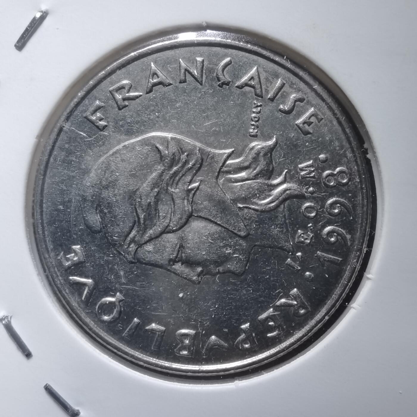 沼泽如烟--第907场 法属波利尼西亚1998年10法郎