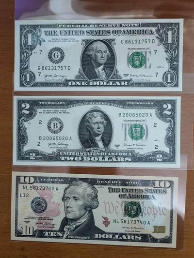 外国纸币专场251122第六十四场 - 美国🇺🇸紙币三张，全新品相UNC。