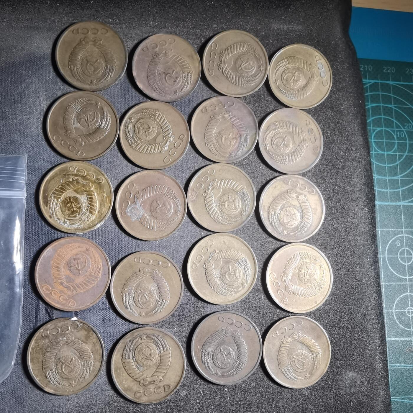 沼泽如烟--第906场 苏联20枚