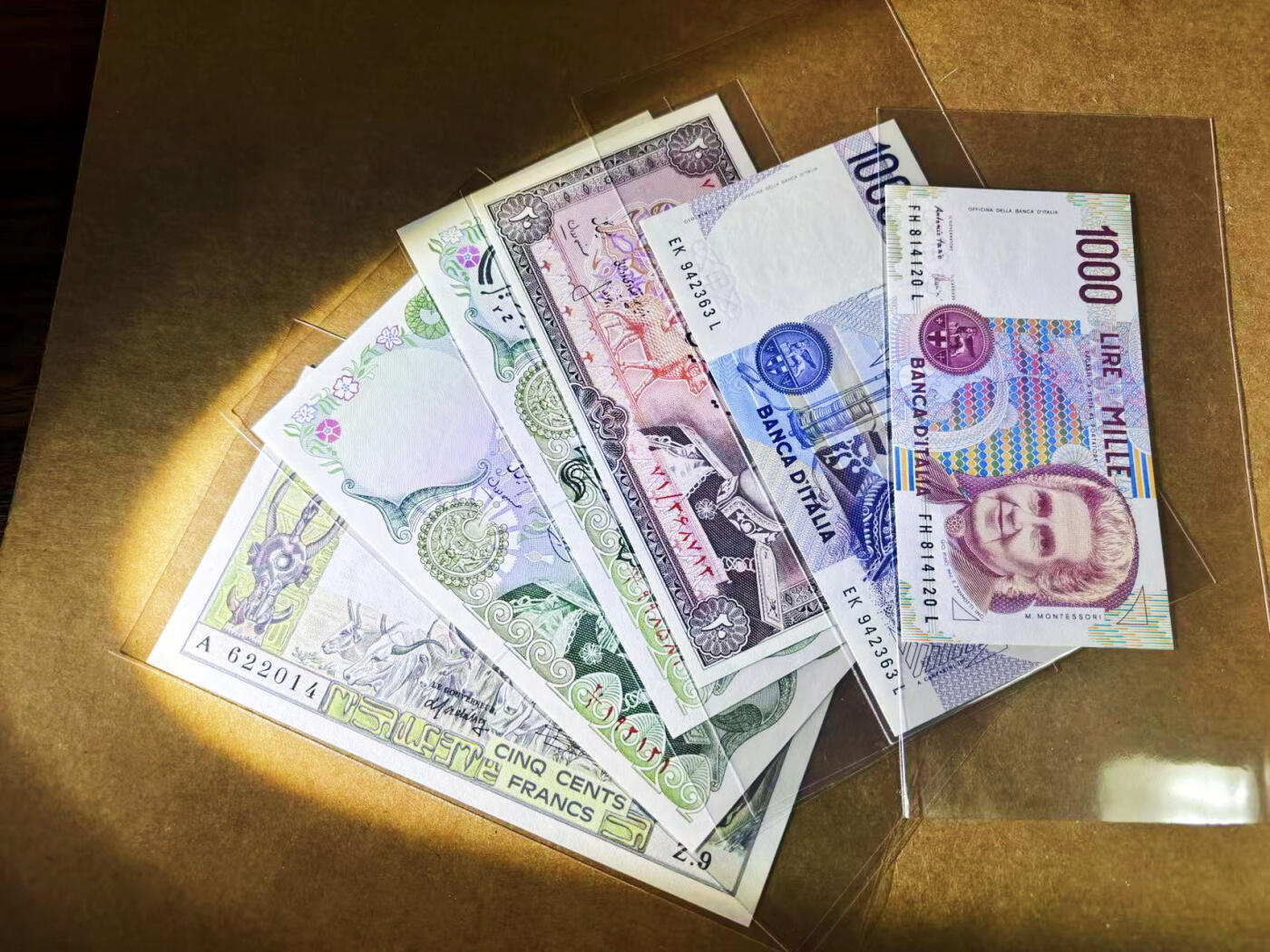 【Blue Auction】世界纸币精拍第752期——18级TOP拍卖/信誉/品质/专业/高效💫 【一组6张】意大利、伊朗、中非共同体纸币一组 全新UNC