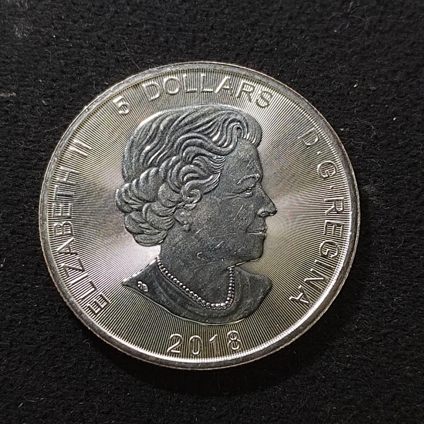 【全场包邮】纯粹捡漏拍479场（免费代拍第16场） 加拿大2018年5元狼1盎司（38毫米31.1克）9999纯银币