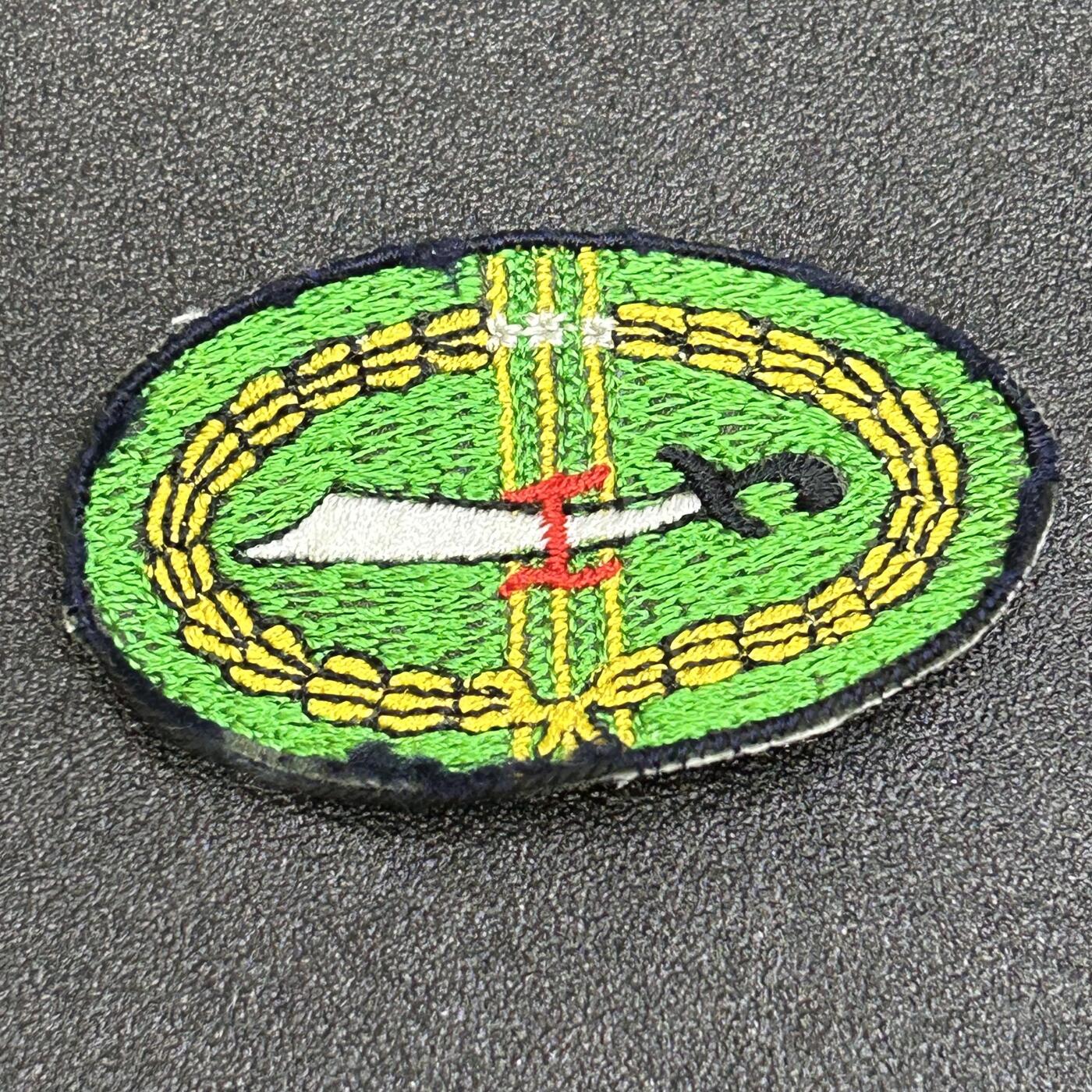 西秦中古拍卖第六十六期 菲律宾武装力量臂章