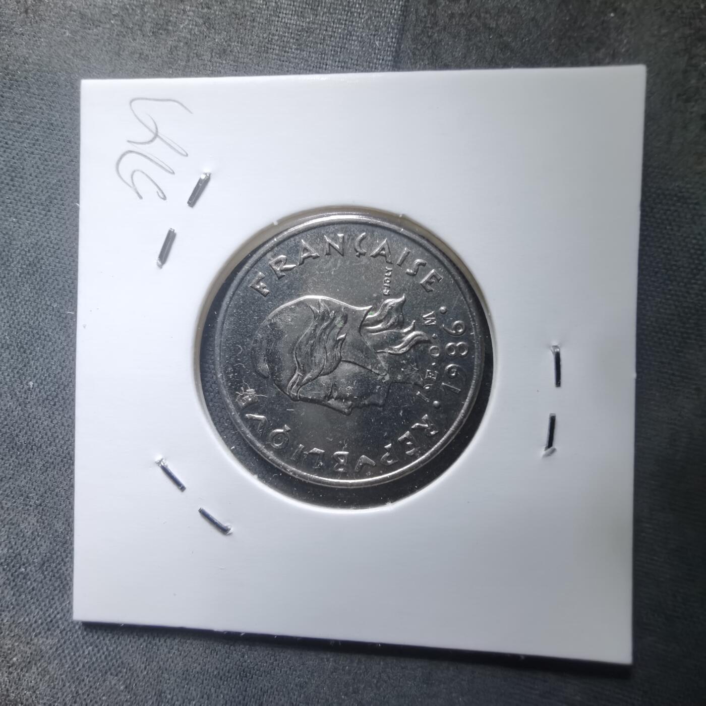 沼泽如烟--第907场 法属波利尼西亚1986年10法郎