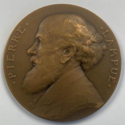 掌中浮雕-藏着的欧洲第042场 - 1915年巴黎市议员皮埃尔·兰皮埃纪念大铜章，背面巴黎市徽和荣誉军团勋章图案，55.5mm，76g，带盒，法国朦胧刀大师莱昂·德尚（Léon DESCHAMPS）作品