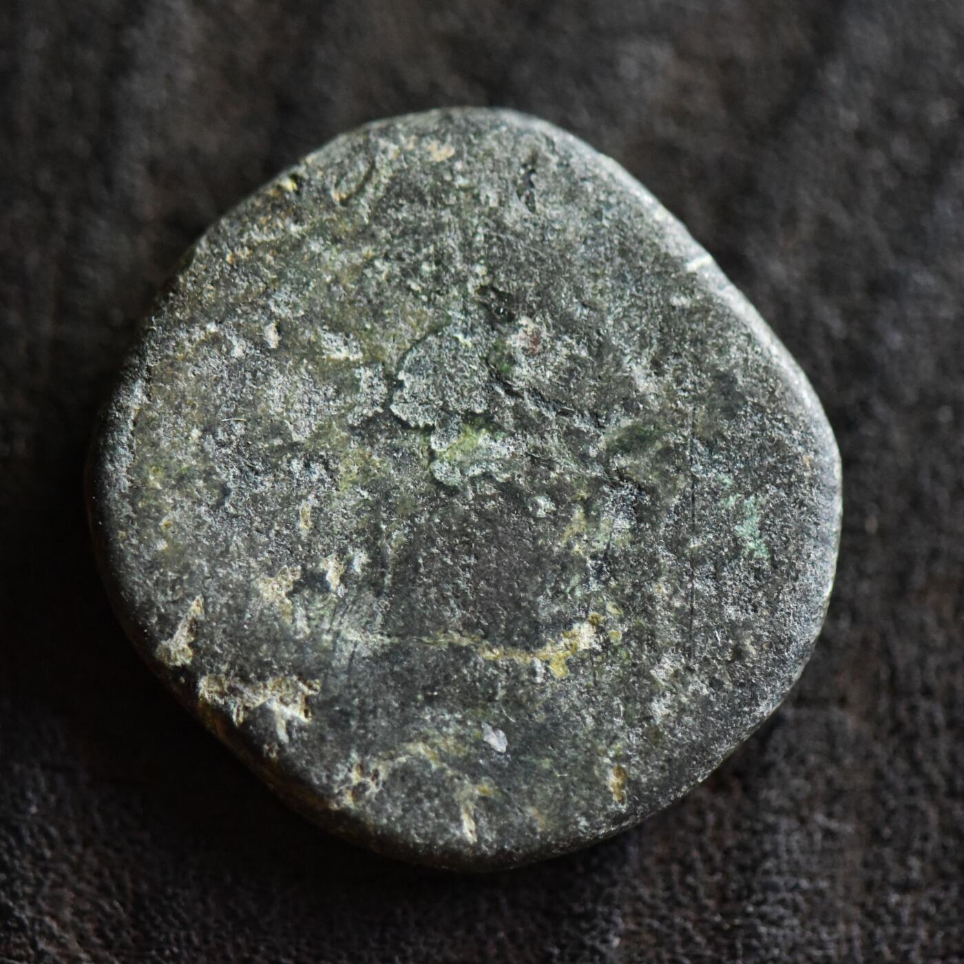 【良泉】第41期【自动场】11月27日晚19.30点开拍！86组，西方古代钱币专场 【藏家出品C】公元161-169年，古罗马帝国，五贤帝时代，卢基乌斯·维鲁斯，都庞第铜币，9.41克