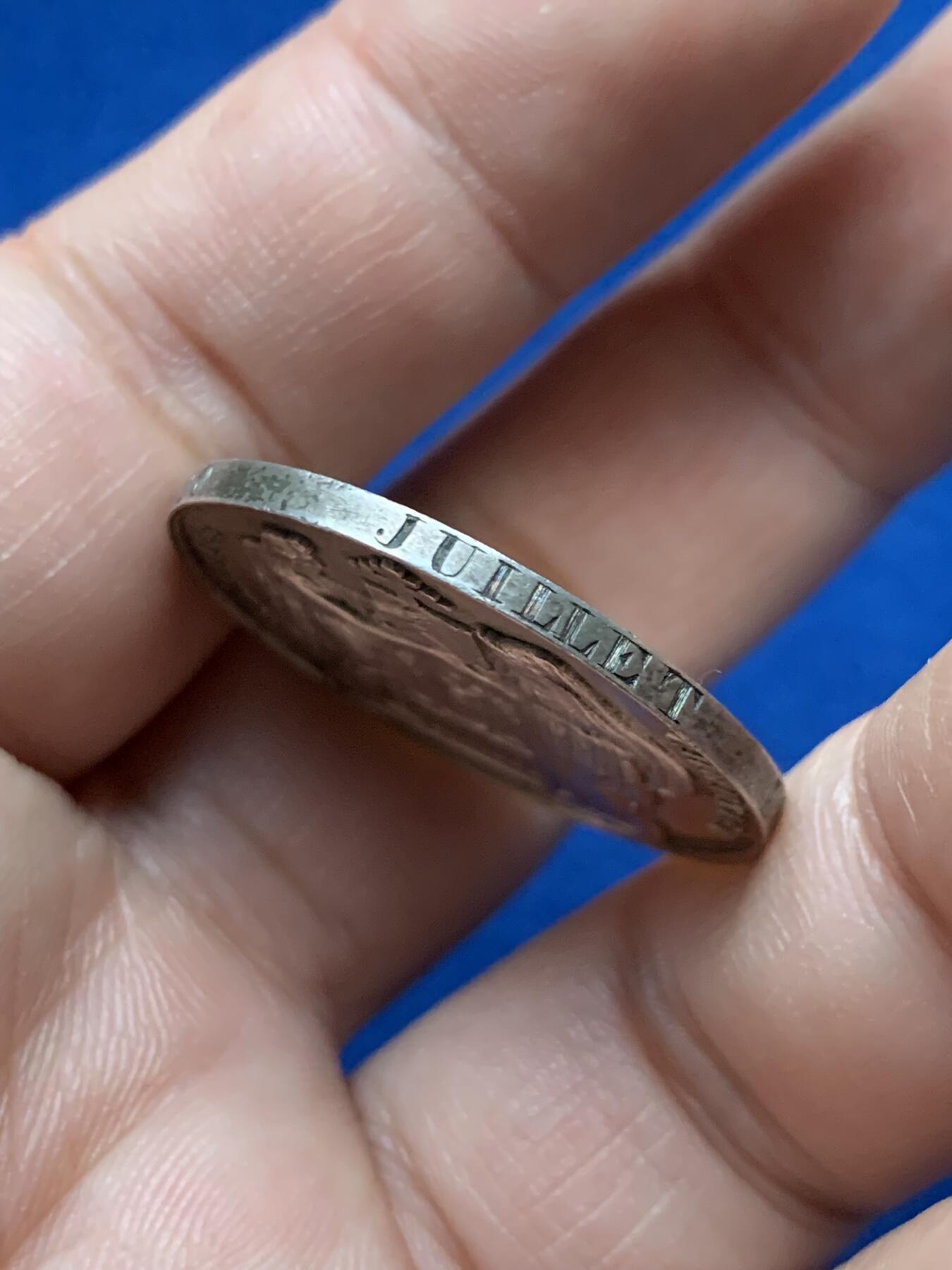 《竞宝斋》第440场 周日，周一，周二 3场连拍 （全场包邮） 法国1858年结婚纪念银章 29.8mm 11.9g