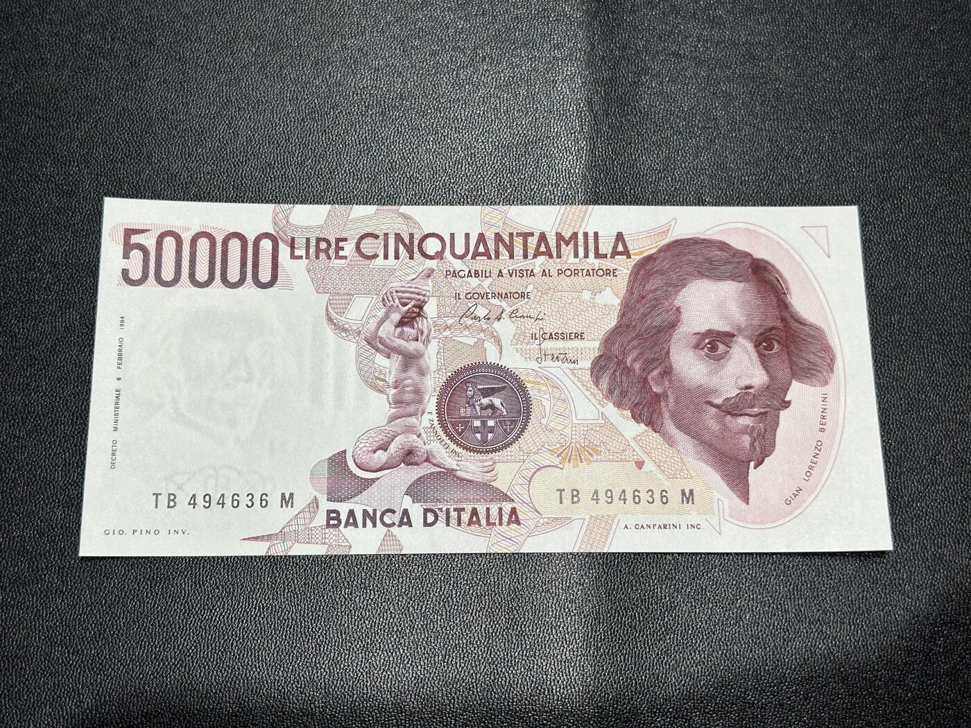 《外钞收藏家》第五百八十六期（品种丰富、精品多）（本平台长期征集拍品、欢迎藏友们联系合作） 1984年意大利5万里拉 初版 全新UNC