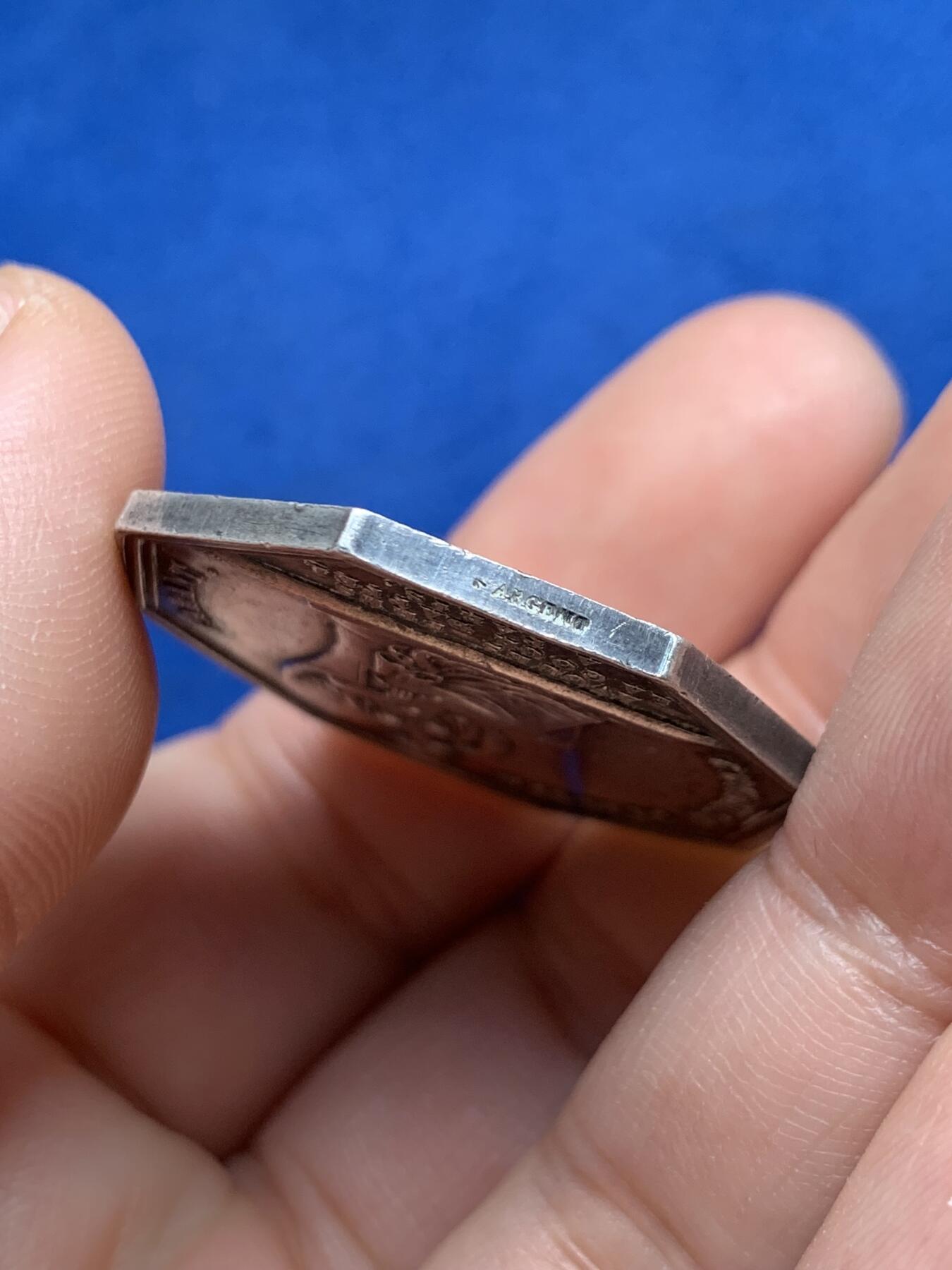 《竞宝斋》第440场 周日，周一，周二 3场连拍 （全场包邮） 法国巴黎上诉法院法律顾问八角银质jeton，16.77g，33.6mm，蜜蜂边铭