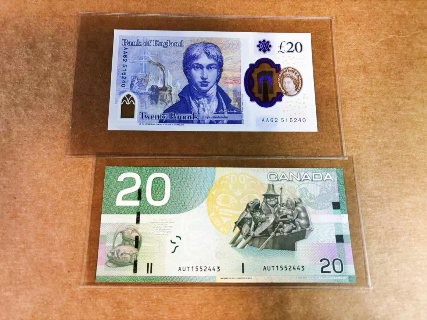 【Blue Auction】世界纸币精拍第752期——18级TOP拍卖/信誉/品质/专业/高效💫 【一组2张】英国20镑 塑料钞&加拿大2004-08年20元 全新UNC