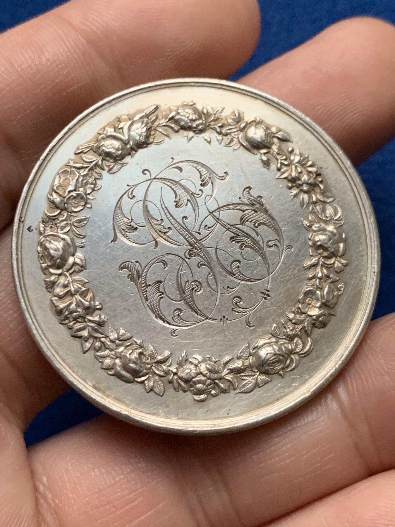 《竞宝斋》第440场 周日，周一，周二 3场连拍 （全场包邮） 法国婚姻与爱情纪念银章，30.29g，41.4mm，丰饶角边铭