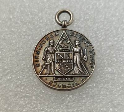 瓶子🏺第217期拍卖会 -  18-19世纪伯明翰安全生产50年纪念银章  可能是伯明翰造币厂  与伯明翰造币厂广告币同款图案