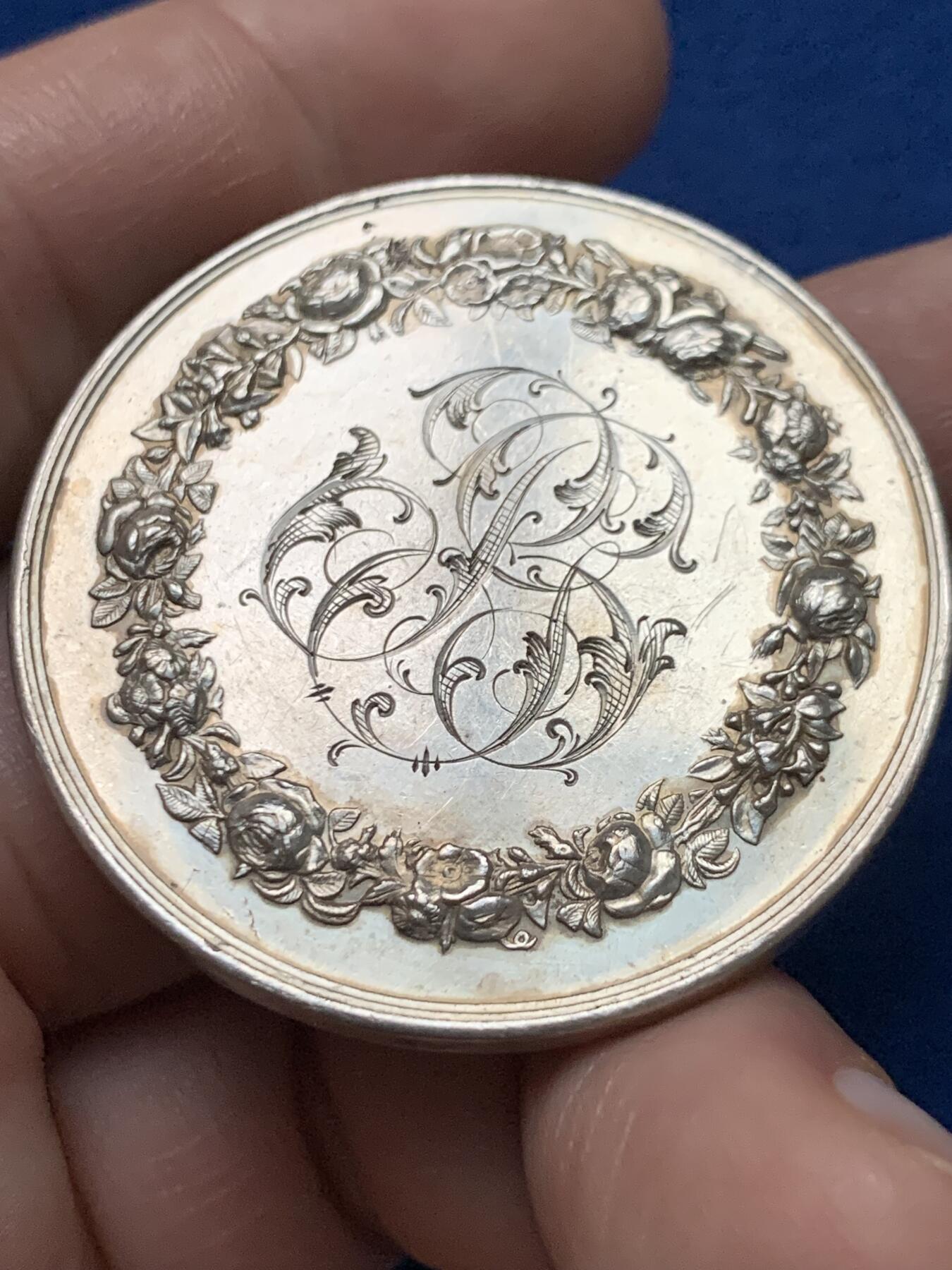 《竞宝斋》第440场 周日，周一，周二 3场连拍 （全场包邮） 法国婚姻与爱情纪念银章，30.29g，41.4mm，丰饶角边铭