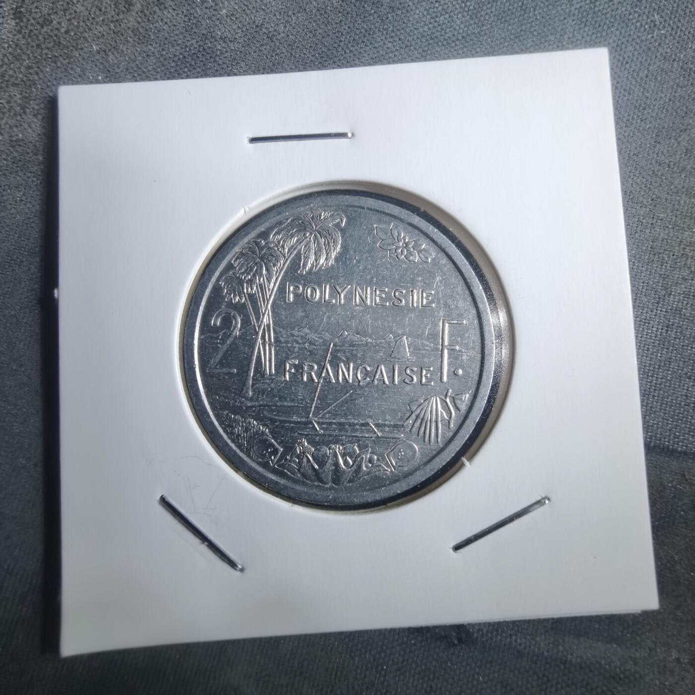 沼泽如烟--第907场 法属波利尼西亚1982年2法郎