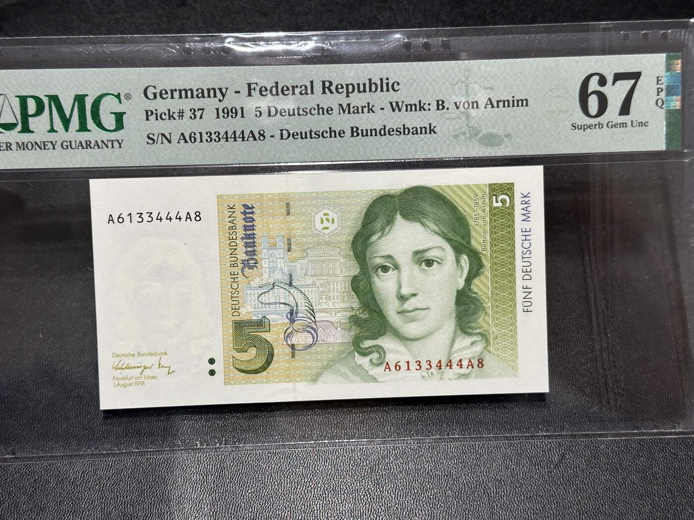 《外钞收藏家》第五百八十六期（品种丰富、精品多）（本平台长期征集拍品、欢迎藏友们联系合作） 1991年德国末版5马克 AA冠 PMG67 豹子号444