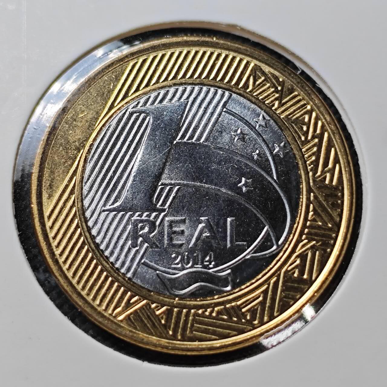 KK钱币收藏小铺  第373场  2月预留时间 周末发货  巴西1瑞尔双色币纪念币