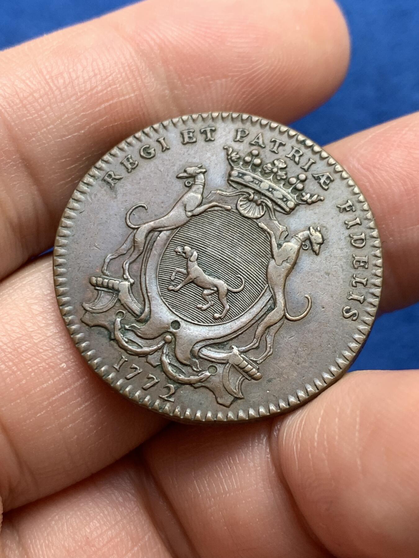 《竞宝斋》第440场 周日，周一，周二 3场连拍 （全场包邮） 法国第戎市长吉约姆·拉维奥家族徽章铜质代币，9.7g，30.2mm