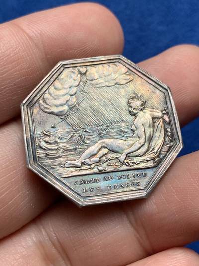 《竞宝斋》第440场 周日，周一，周二 3场连拍 （全场包邮） - 法国双面神雅努斯婚姻爱情题材八角银质代币，狂风暴雨前的海水浴场景，14g，30.2mm，丰饶角边铭