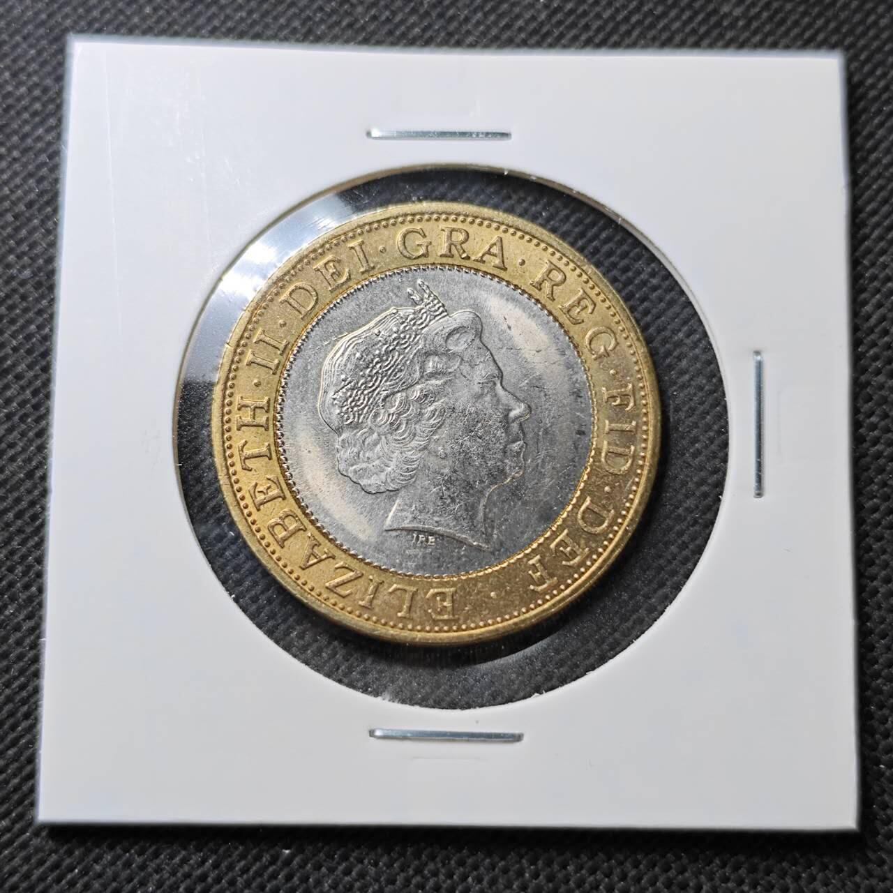 KK钱币收藏小铺  第373场  2月预留时间 周末发货  1999英国2镑双色币 好品