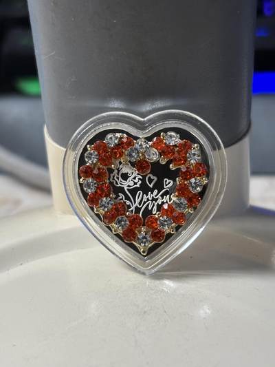 第182期拍卖 - 2024年纽埃1元水晶镶嵌精制银币 情人节系列-2024年情人节 10克999银 发行量：999 盒证全