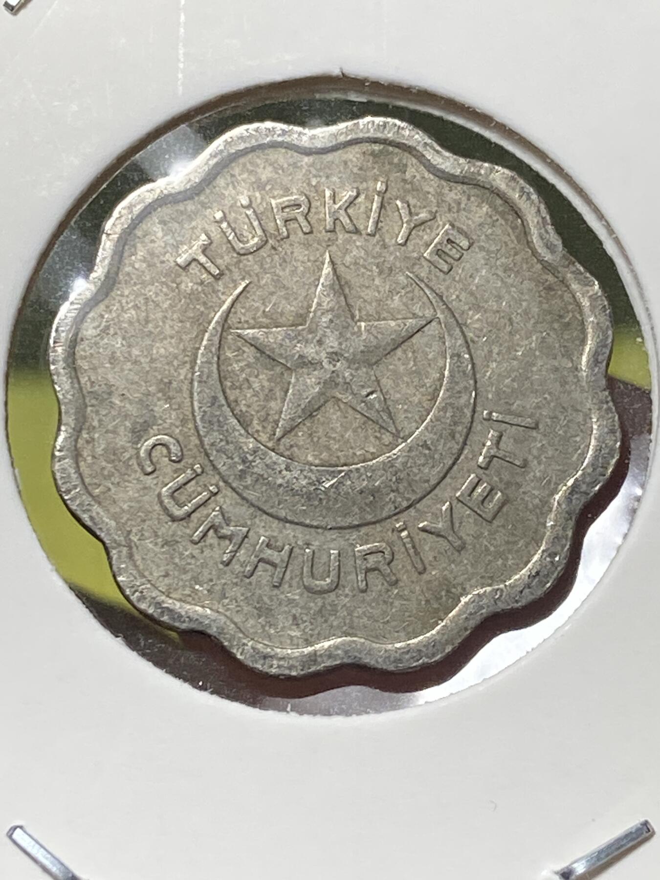 2025年第一百三十场(总第一百五十六场）外国好品纸夹散币场(免佣金) 土耳其🇹🇷1942年1库鲁(建国后第三套流通硬币)