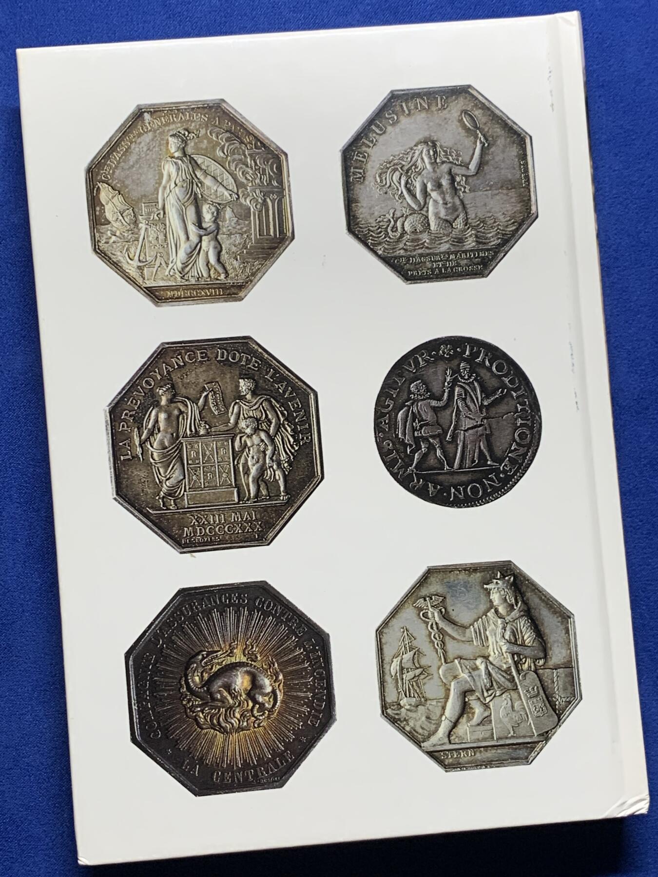 《竞宝斋》第440场 周日，周一，周二 3场连拍 （全场包邮） 法国 1991年 JETONS 代币目录 所见最新版本 版别详尽 厚达349页 一本在手 八角我有 权威目录