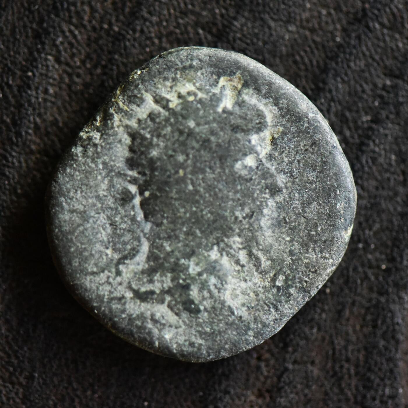 【良泉】第41期【自动场】11月27日晚19.30点开拍！86组，西方古代钱币专场 【藏家出品C】公元161-169年，古罗马帝国，五贤帝时代，卢基乌斯·维鲁斯，都庞第铜币，9.41克