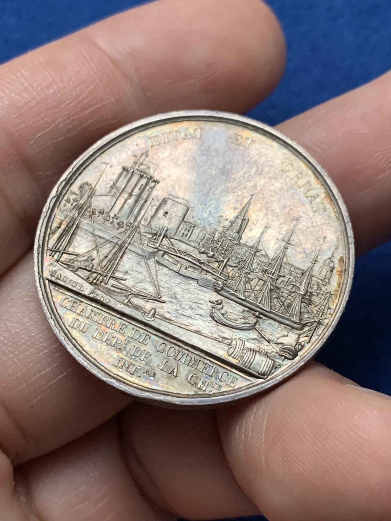 《竞宝斋》第440场 周日，周一，周二 3场连拍 （全场包邮） 法国罗谢尔贸易港口银章，33MM，16.9克，蜜蜂边铭