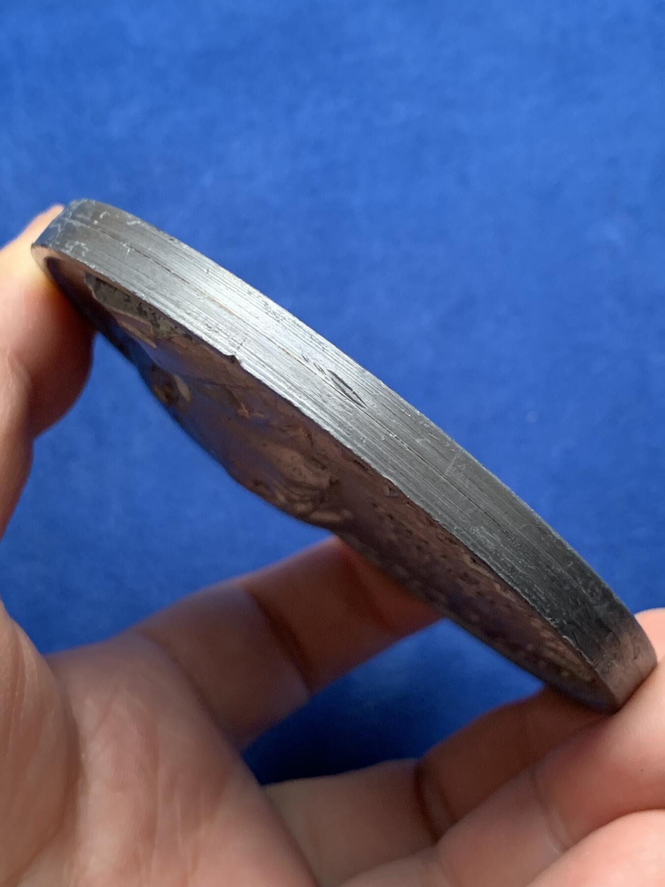 《竞宝斋》第440场 周日，周一，周二 3场连拍 （全场包邮） 法国空军军事学校白色金属纪念章 直径84mm 重量298.7g