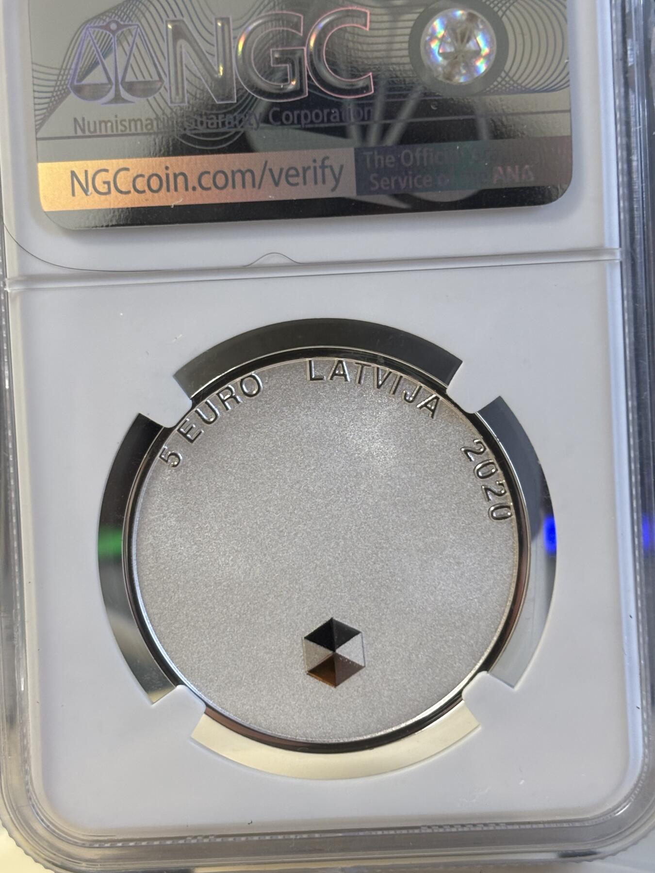 第182期拍卖 获奖拉脱维亚2020年个人自由精制彩银币NGC-PF70原盒证书，925银，22克，发行3500枚