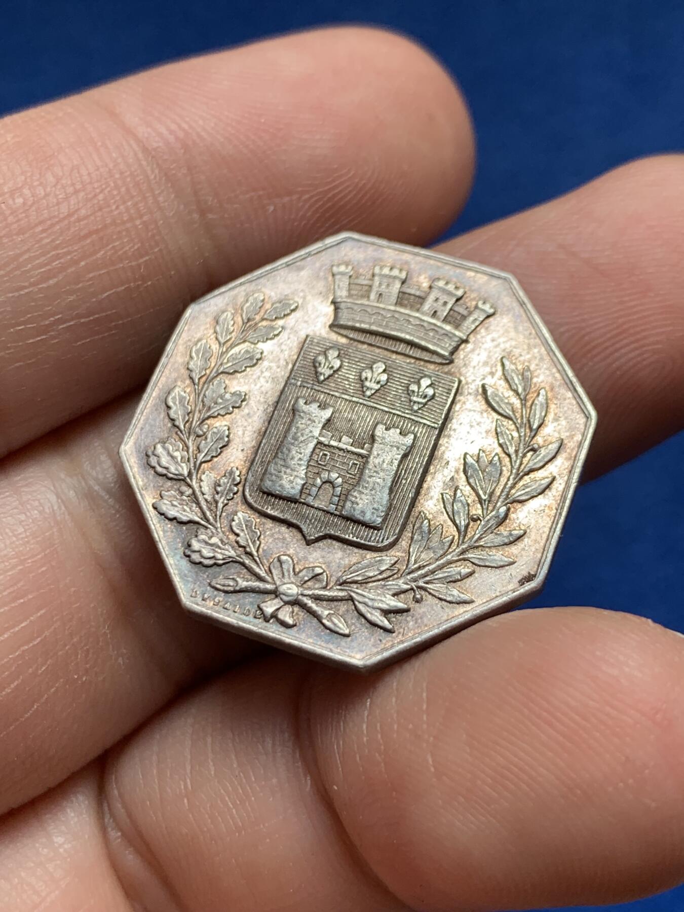 《竞宝斋》第440场 周日，周一，周二 3场连拍 （全场包邮） 法国八角银质代币，塞纳河畔沙蒂永储蓄银行，8.74g，28.5mm，丰饶角边铭