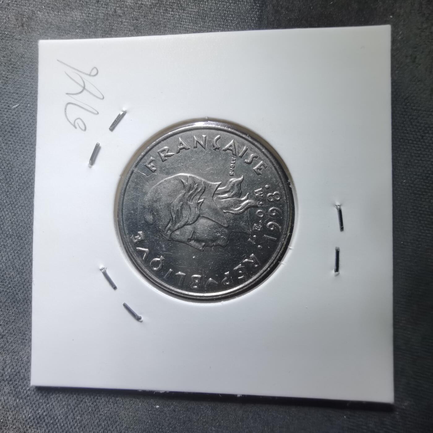 沼泽如烟--第907场 法属波利尼西亚1998年10法郎