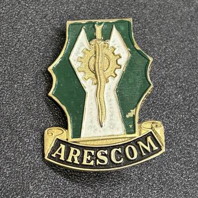 西秦中古拍卖第六十六期 - 菲律宾预备役武装司令部证章 早期版