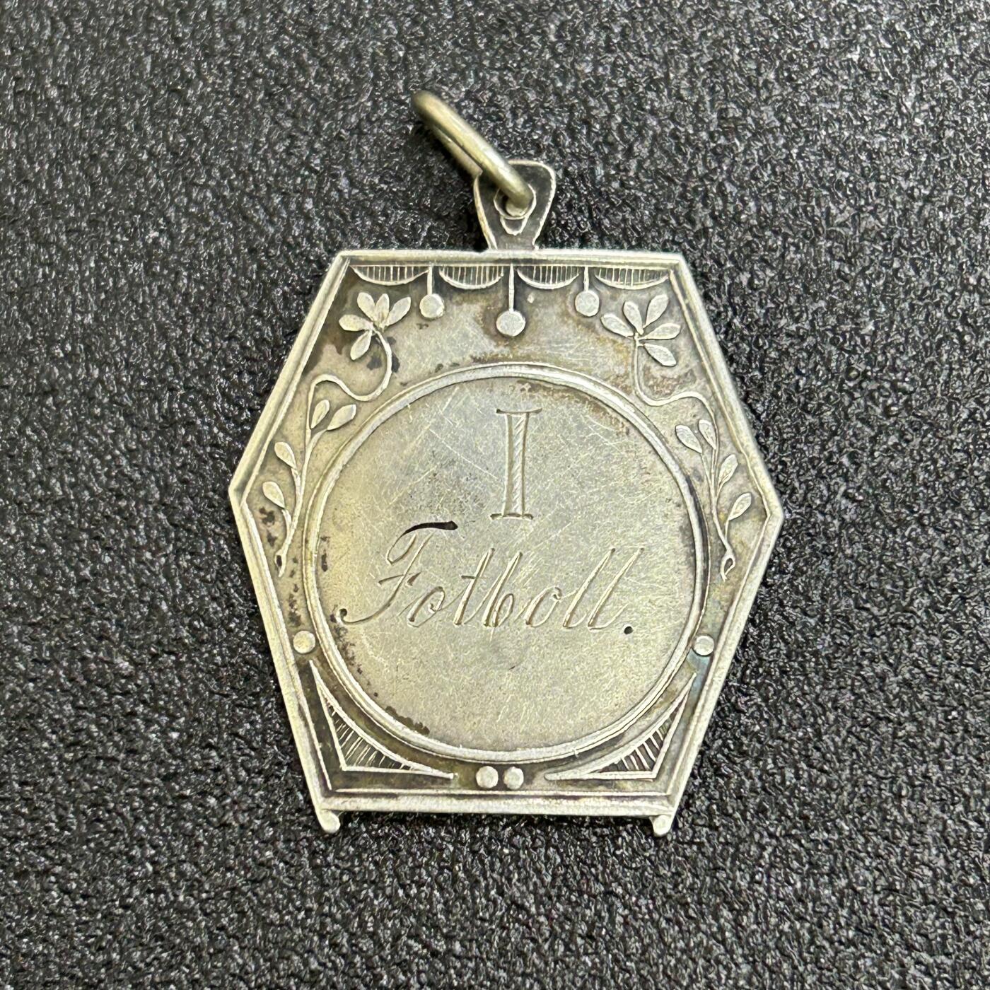 西秦中古拍卖第六十六期 芬兰大公国1914年奖章