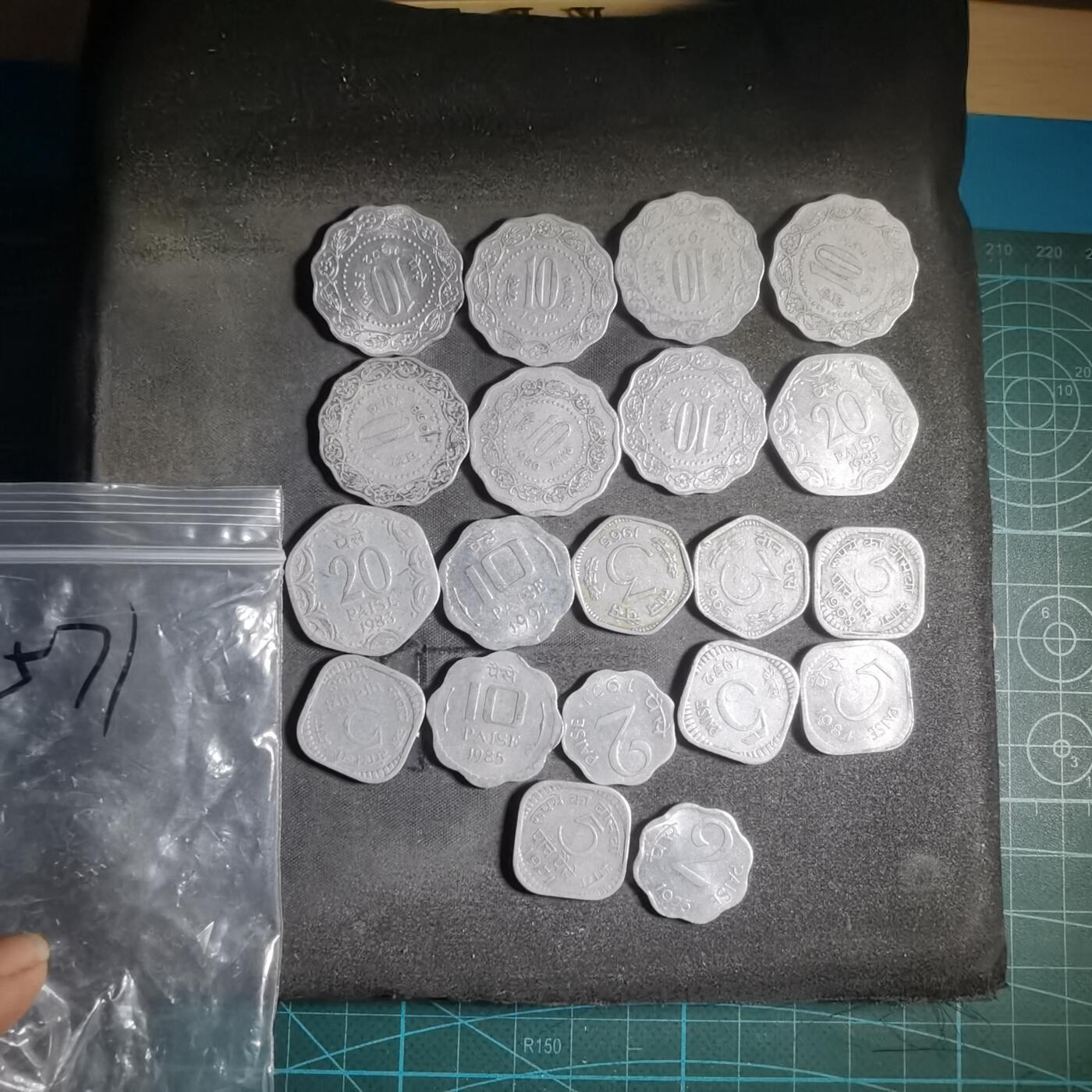 沼泽如烟--第906场 印度22枚